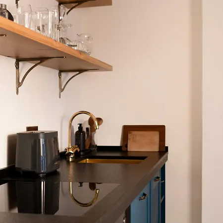 1 Bedroom In *