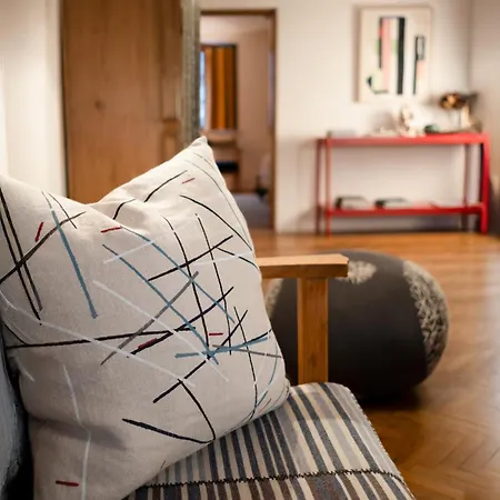 1 Bedroom In Apartamento *